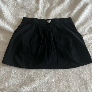 Aritzia TnAction TnaSLICK Court Micro Skirt